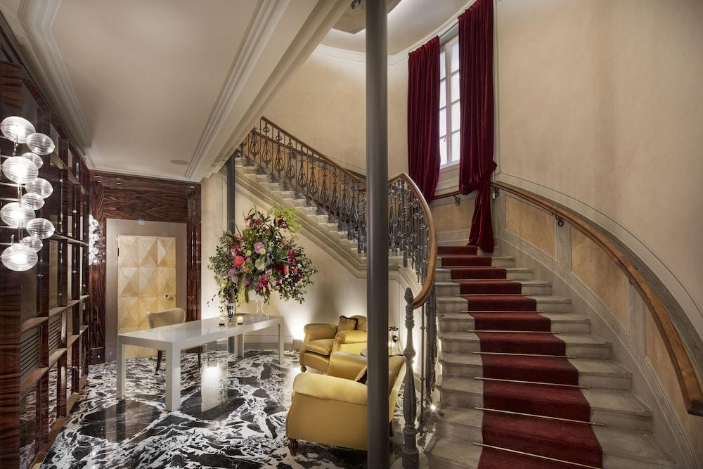 Vista Palazzo Small Luxury Hotel - Reception Hall