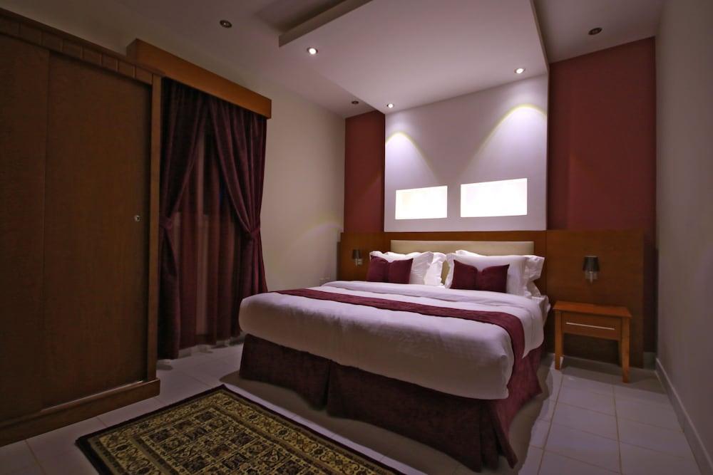 Beautiful Moment Furnished Apartments - Room