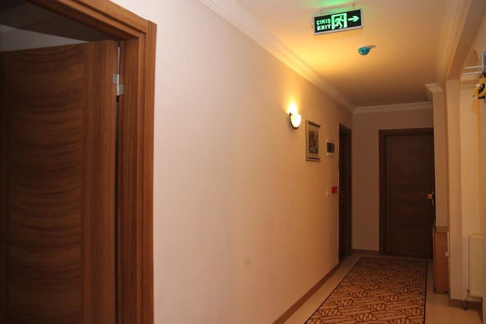 Safran Resort Otel - Hallway