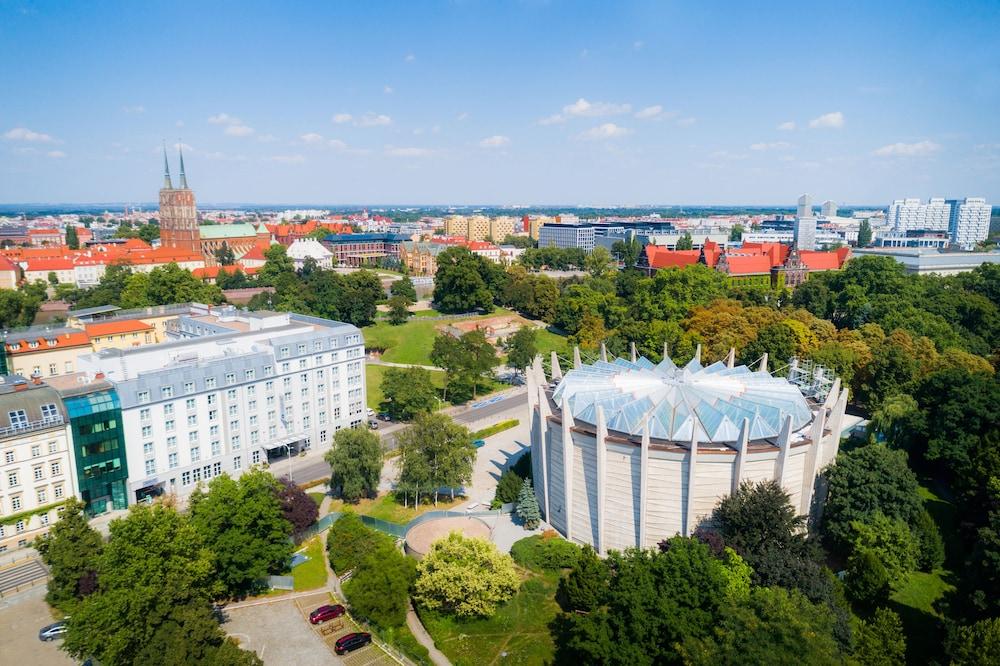 Radisson Blu Hotel, Wroclaw - Aerial View