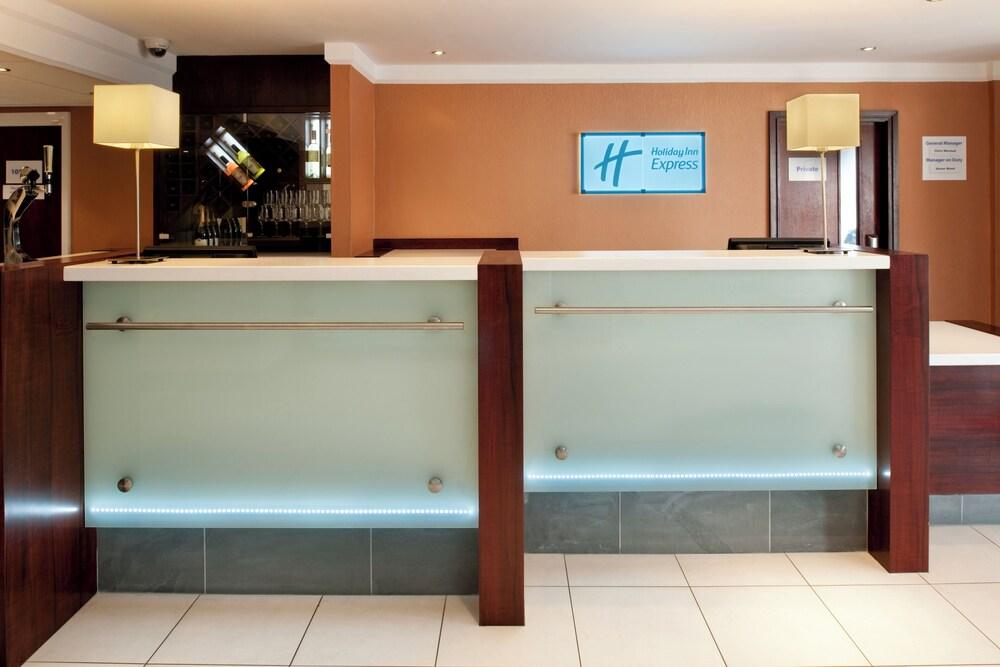 Holiday Inn Express Leeds East, an IHG Hotel - Featured Image
