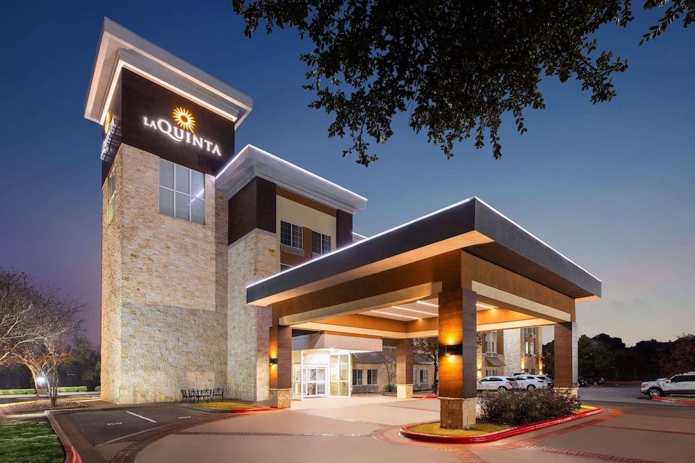 La Quinta Inn & Suites by Wyndham Austin - Cedar Park - Exterior