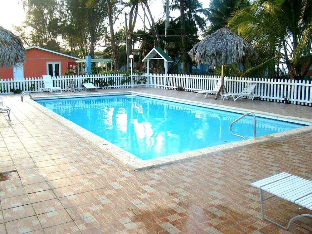 Parador Villas Del Mar Hau - Pool