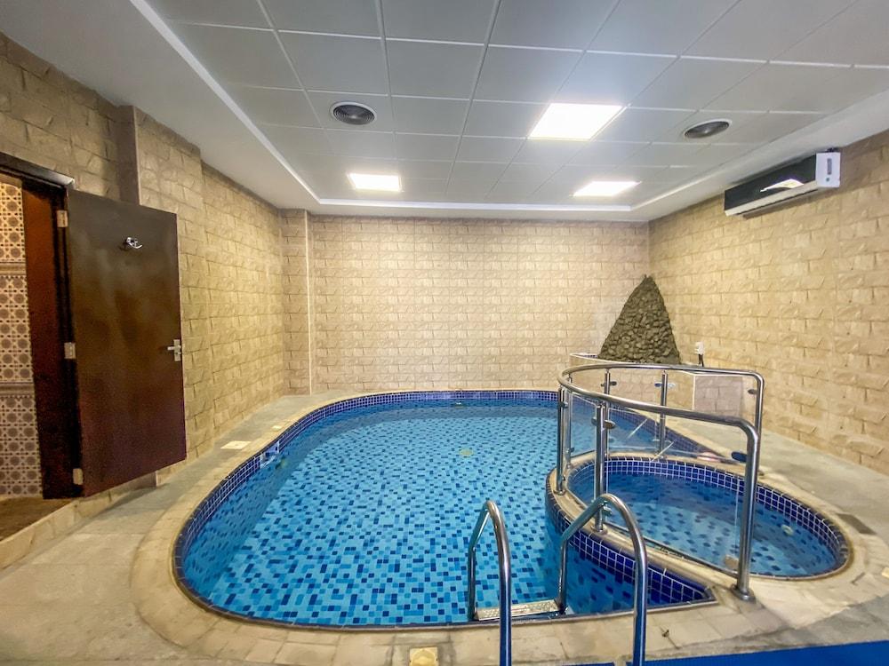 Mirage Bab Al Bahr Beach Resort - Private Pool