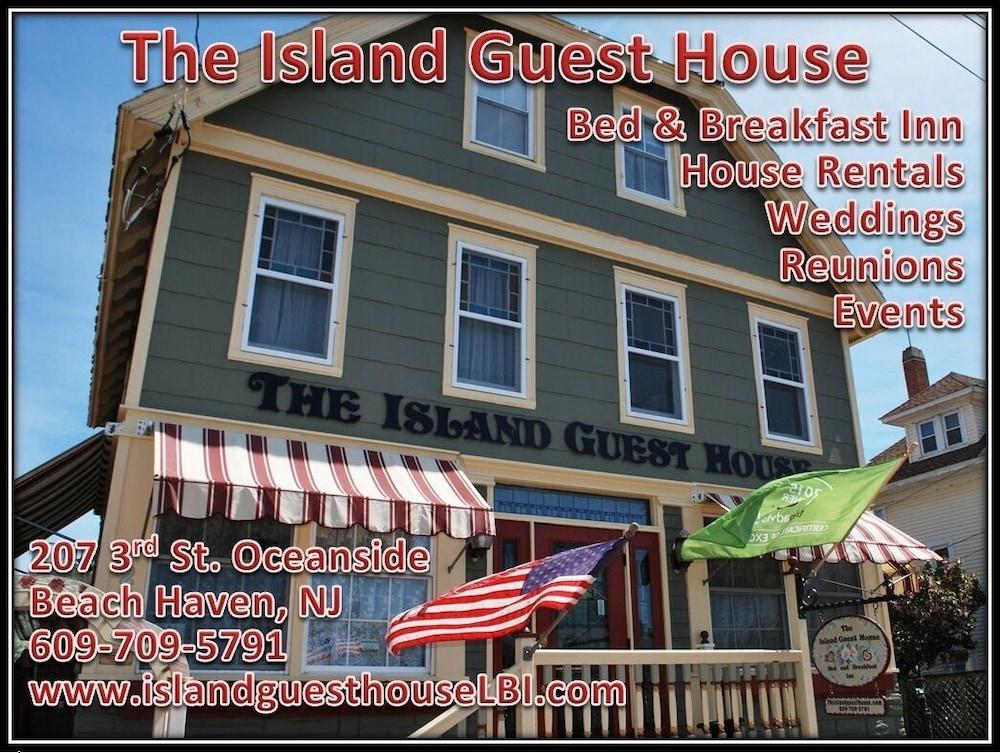 Island Guest House B&B - Exterior detail