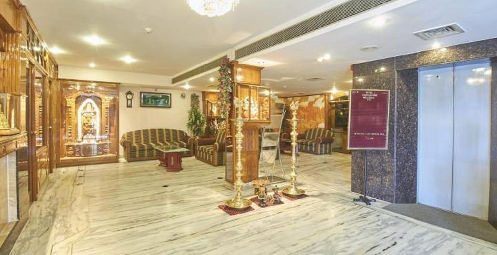 Hotel Sindhuri Park - Interior Detail
