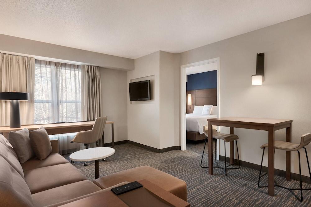 Residence Inn by Marriott West Springfield - Room