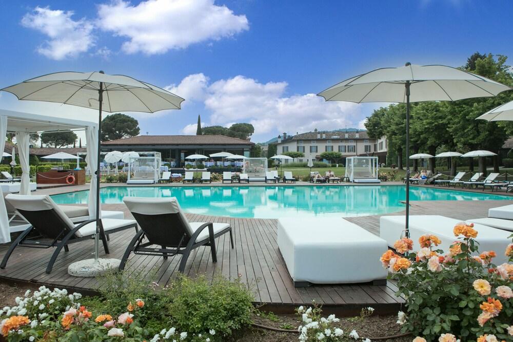 Splendido Bay Luxury Spa Resort - Exterior