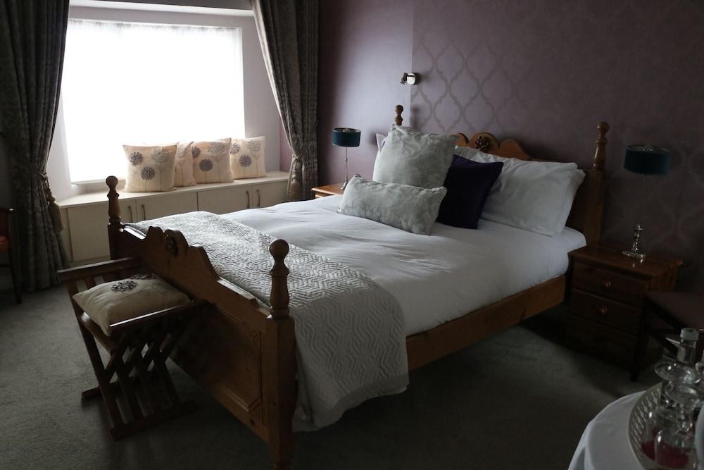 New Park Hotel Athenry - Room