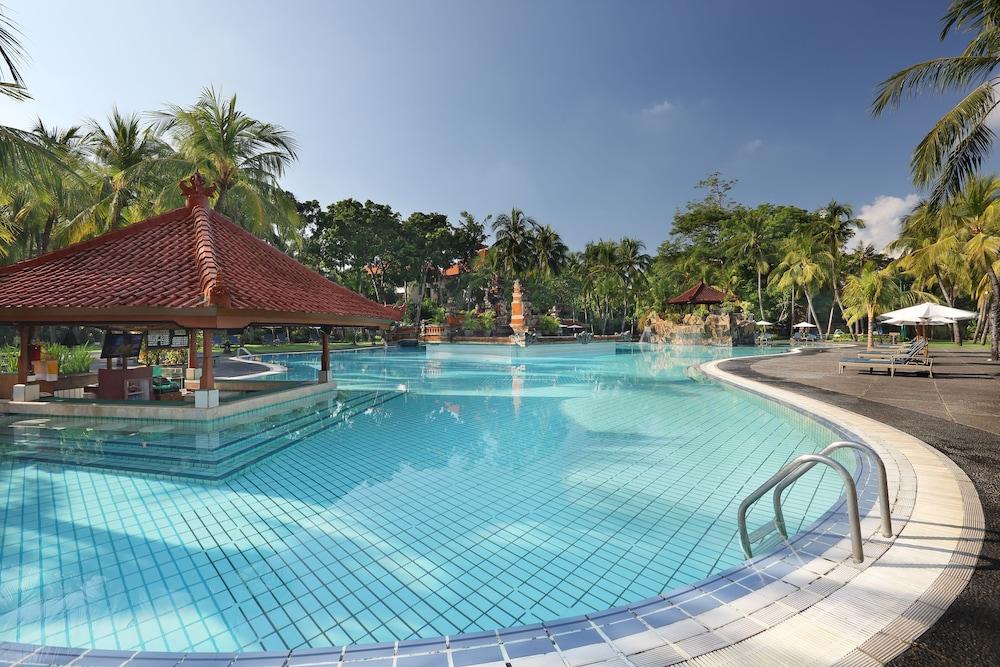 Bintang Bali Resort - Outdoor Pool