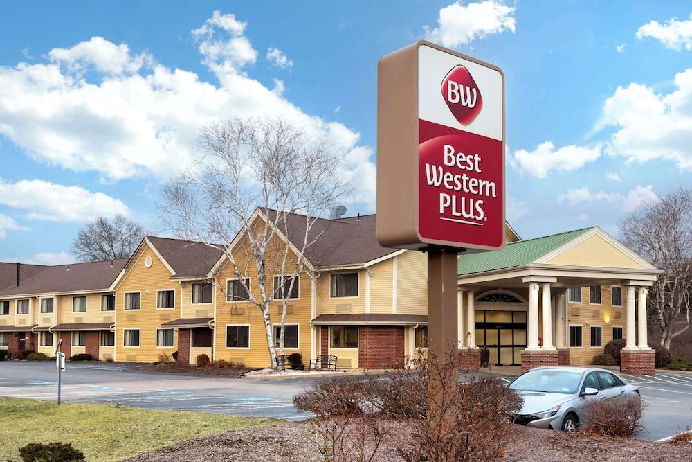 Best Western Plus The Inn at Sharon/Foxboro - Featured Image