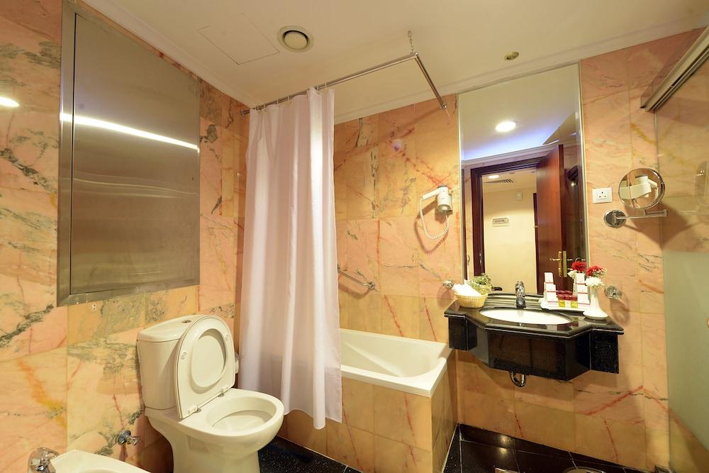 Jewar El Saqefah Hotel - Bathroom