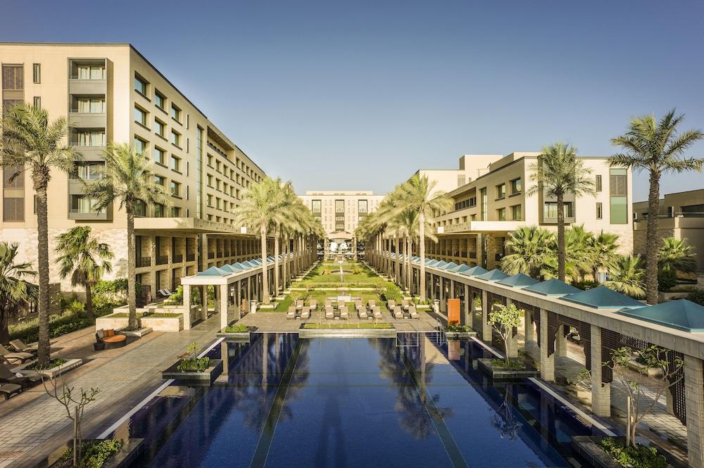 Jumeirah Messilah Beach Hotel And Spa - Featured Image