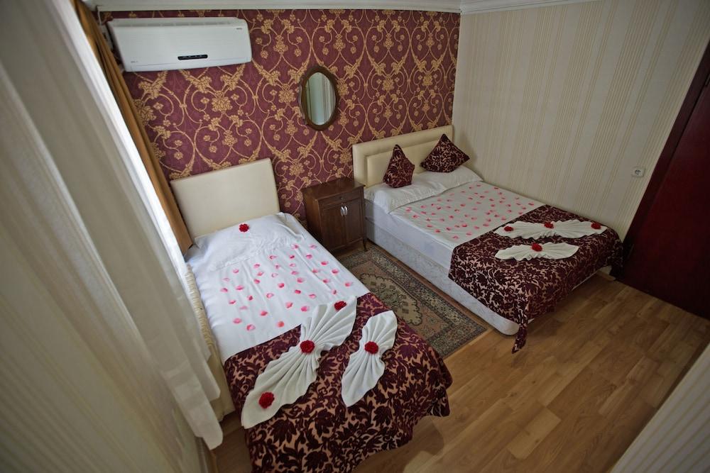 Sirkeci Emek Hotel - Room