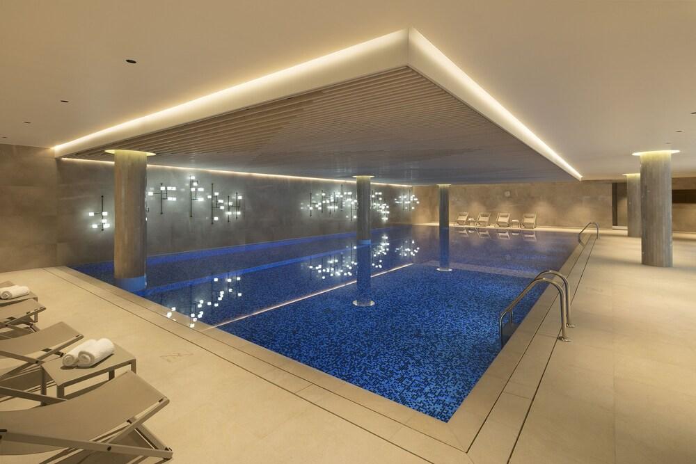 تانغلا هوتل بروكسل - Indoor Pool