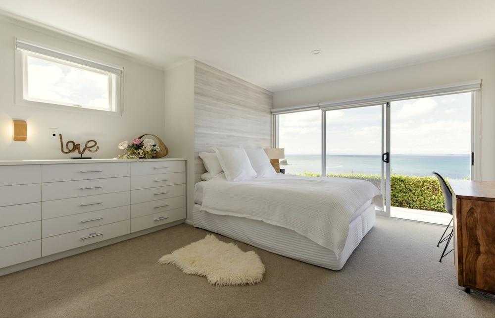 Coastal Home with Admire Lovely Sea View - Room