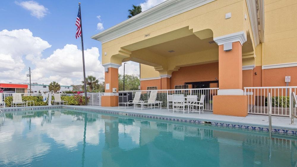 Best Western Plus Sanford Airport/Lake Mary Hotel - Featured Image