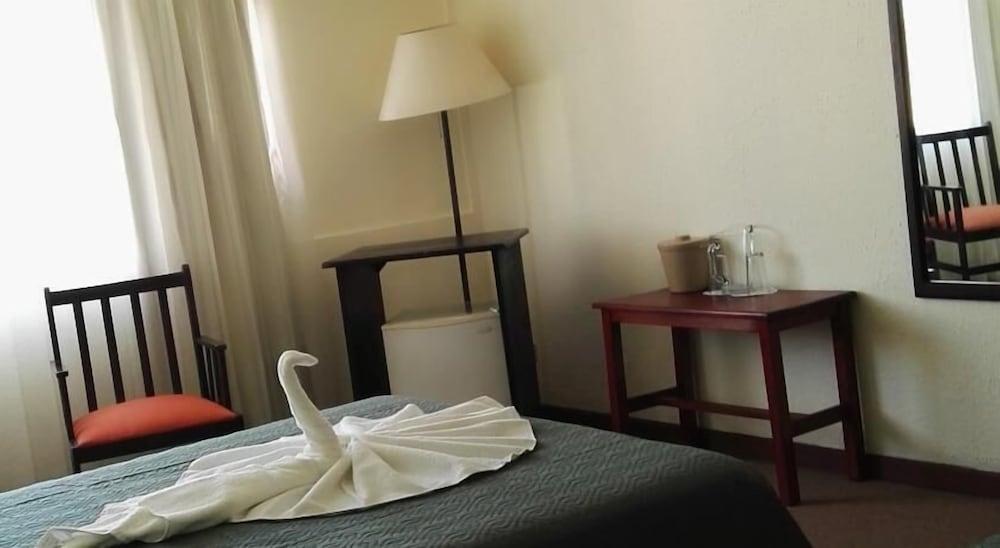 Hotel El Maragato - Room