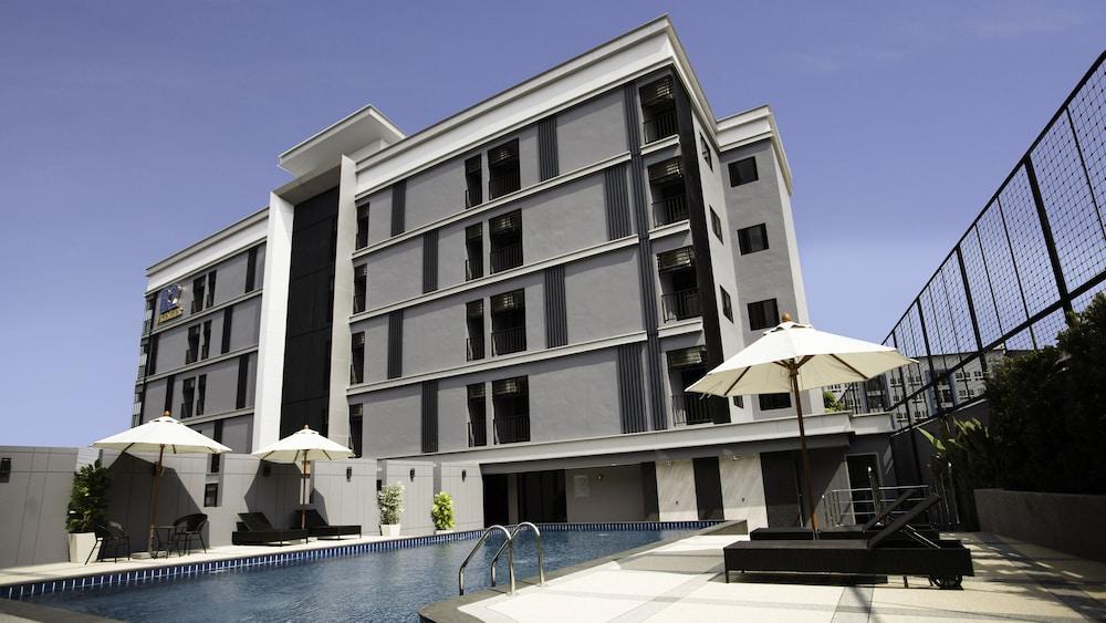 B2 Amata Nakorn Premier Hotel - Featured Image