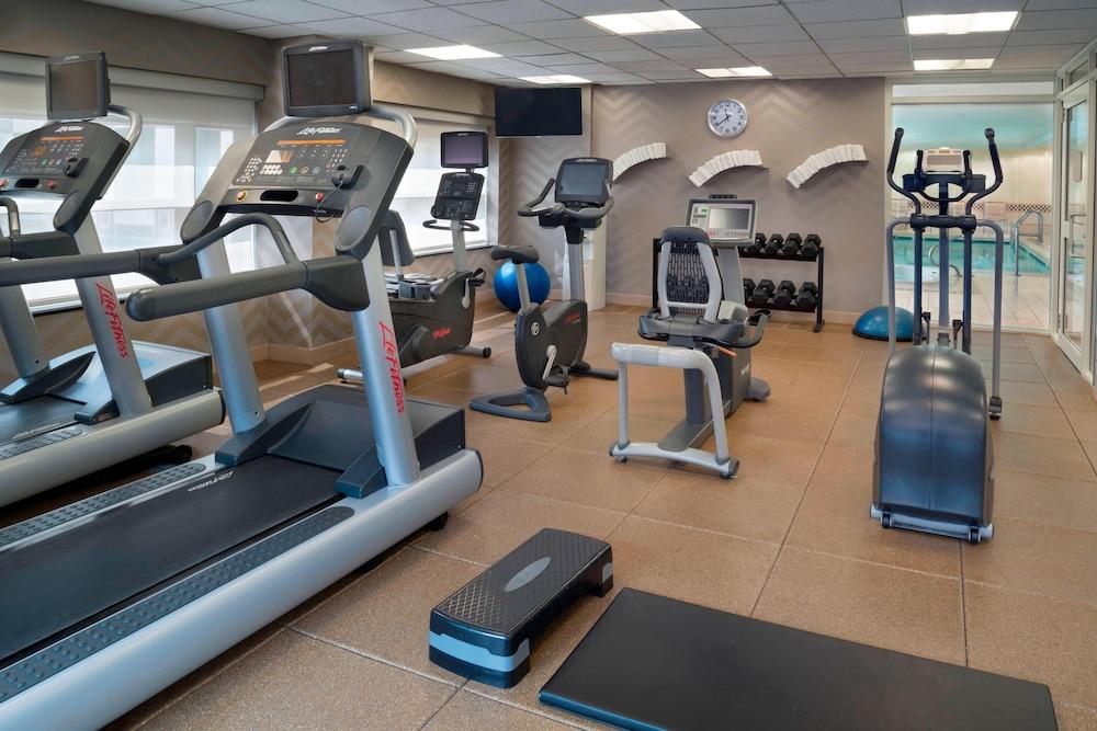 Residence Inn by Marriott Toronto Downtown / Entertainment District - Fitness Facility