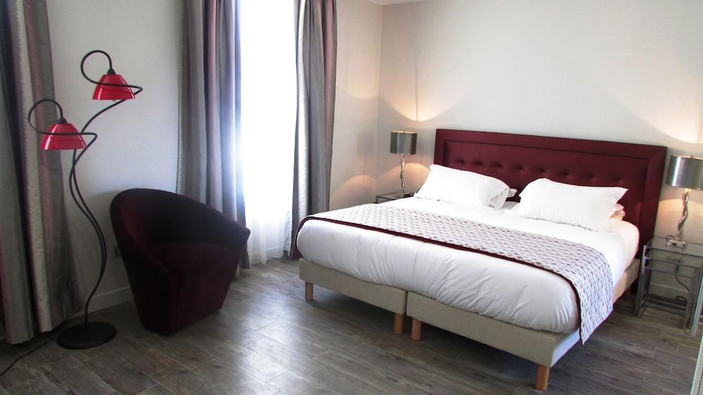 Residence Hoteliere Champ de Mars - Featured Image