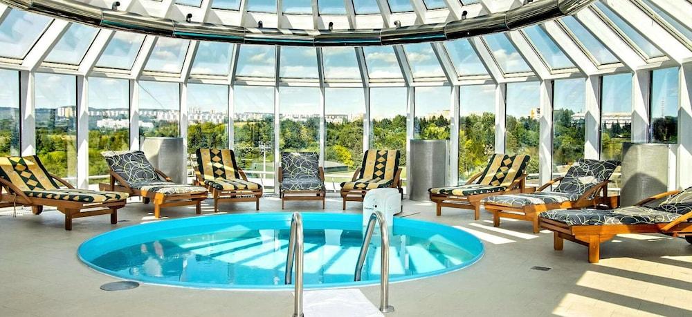 Cosmopolitan Bobycentrum – Czech Leading Hotels - Spa