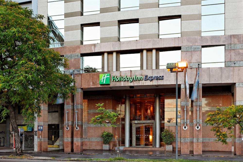 Holiday Inn Express Puerto Madero, an IHG Hotel - Exterior