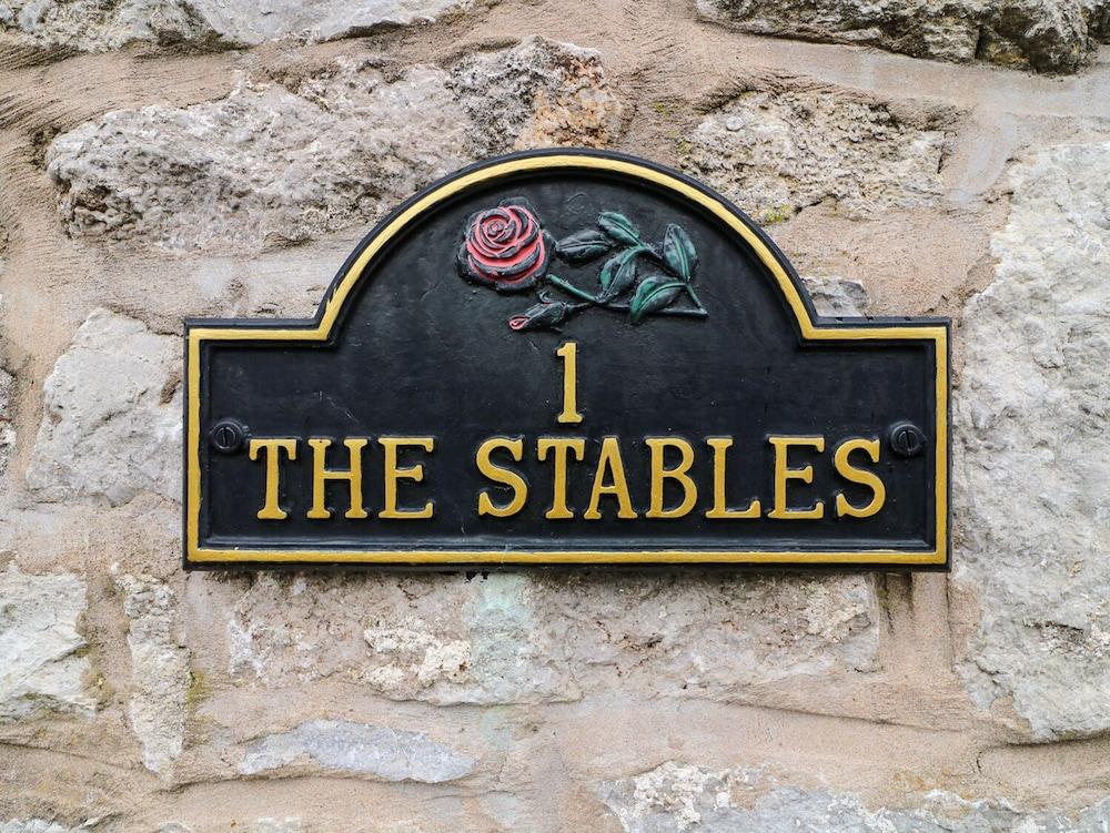 1 The Stables - Interior