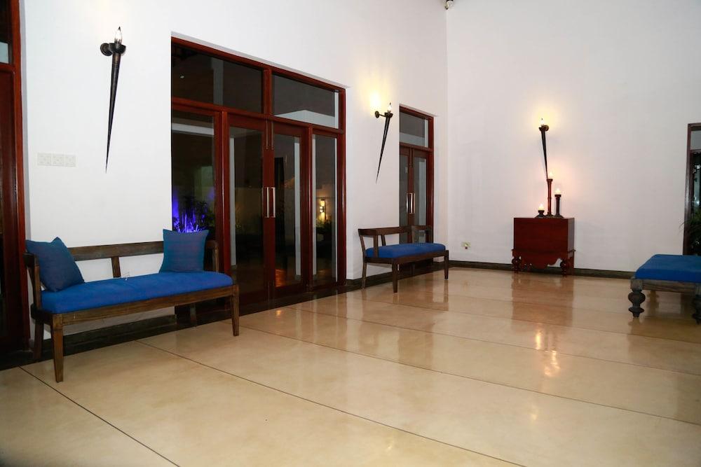Tranquil Negombo Boutique - Lobby Lounge