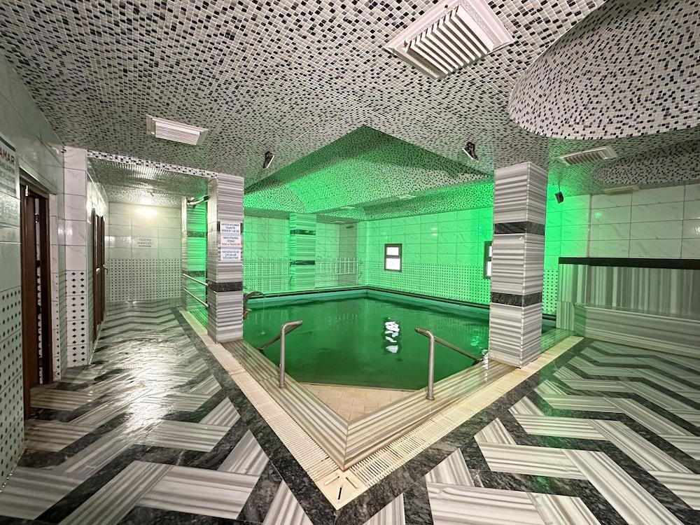 أوزتشكير ديرمان أبارت أوتل - Turkish Bath
