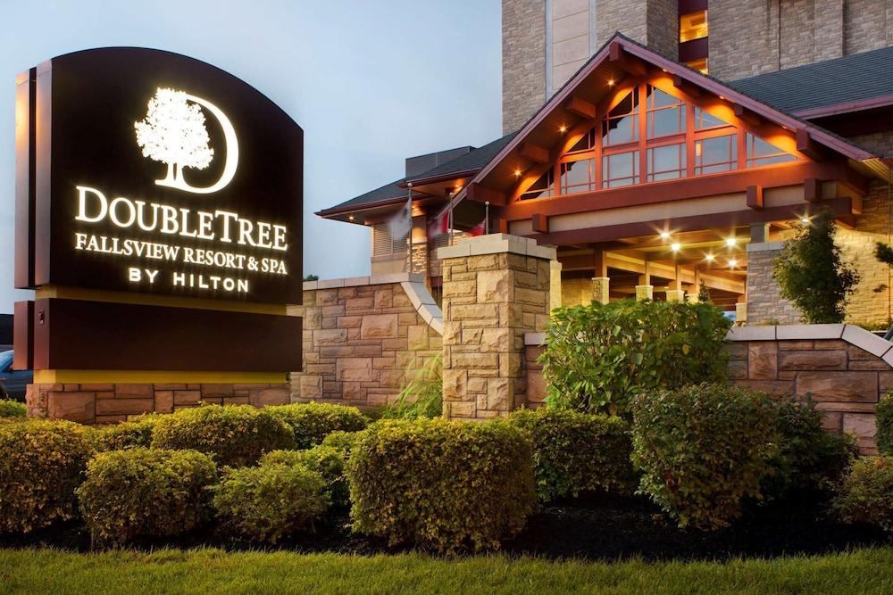 DoubleTree Fallsview Resort & Spa by Hilton Niagara Falls - Exterior