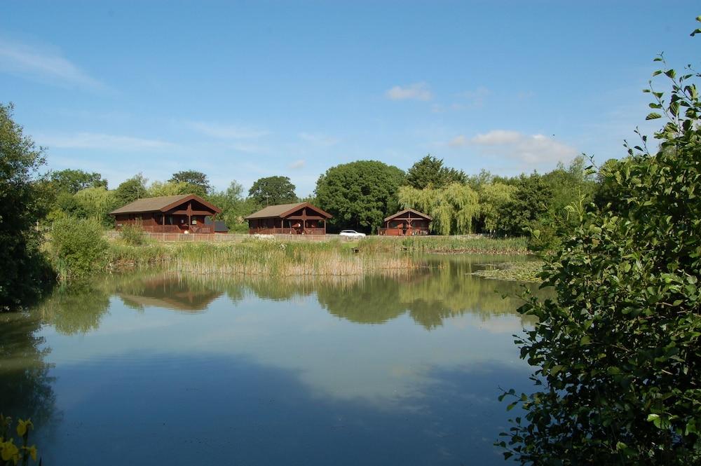 Watermeadow Lakes & Lodges - Featured Image