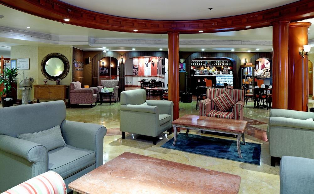 Holiday Inn Al Khobar, an IHG Hotel - Lobby Lounge
