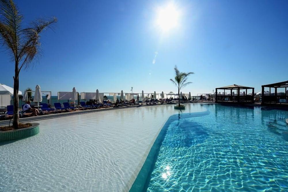 Vikingen Infinity Resort & Spa - All Inclusive - Outdoor Pool
