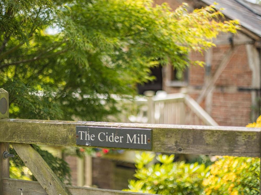 The Cider Mill - Exterior