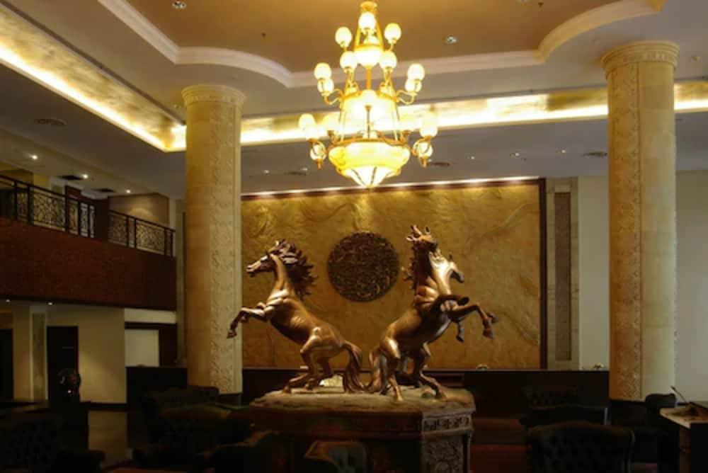 Harmoni Hotel - Lobby