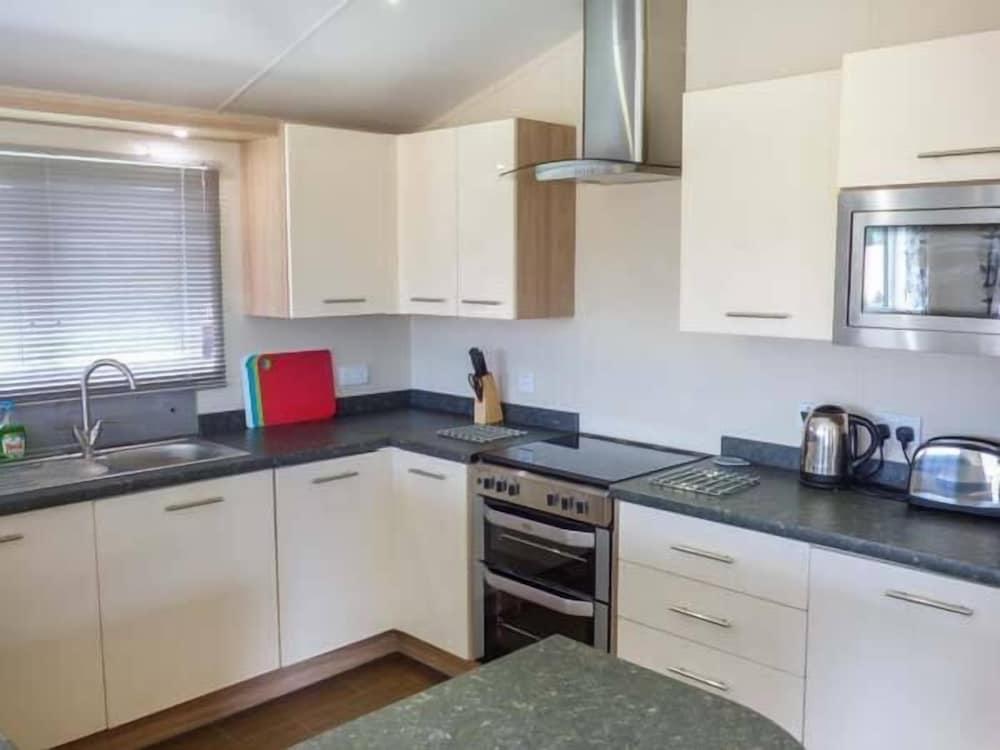 Whorlton Lodge - Private kitchen