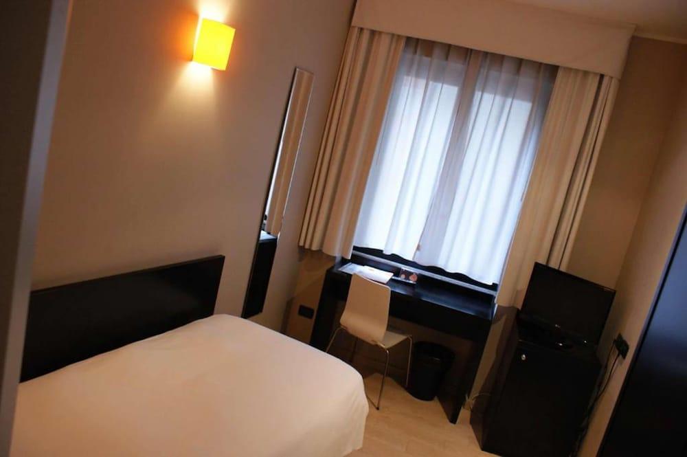 Hotel Aniene - Room