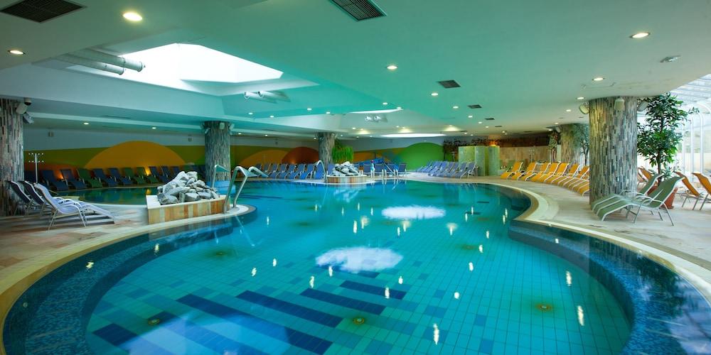 Hotel Livada Prestige - Sava Hotels & Resorts - Indoor Pool