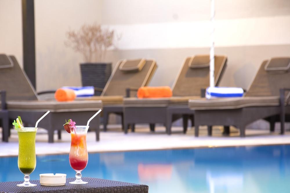 Al Khoory Hotel Apartments - Outdoor Pool