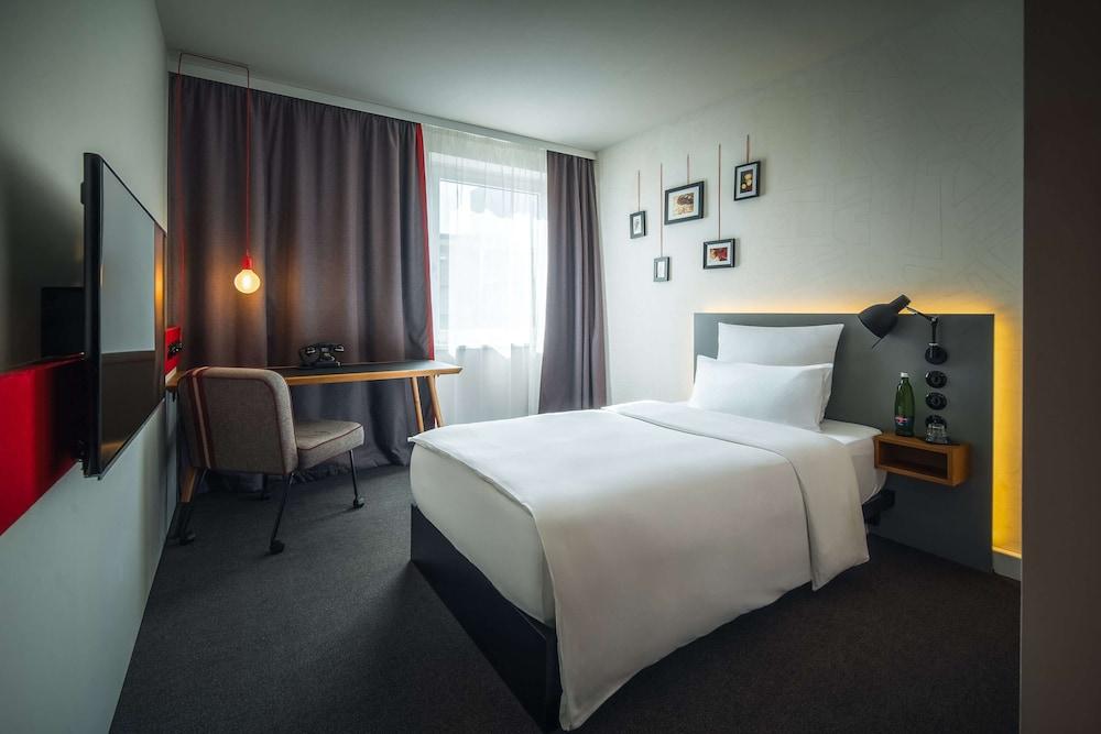 pentahotel Brussels City Centre - Featured Image