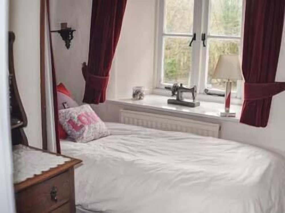 The Old Inn Cottage Exmoor - Room