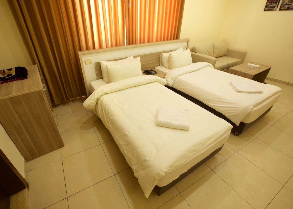 Lujain Hotel Suites - Room