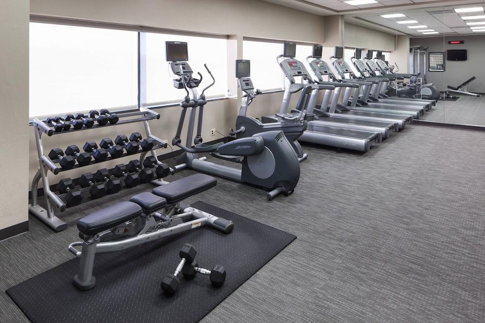 Courtyard by Marriott Alexandria Old Town/Southwest - Fitness Facility