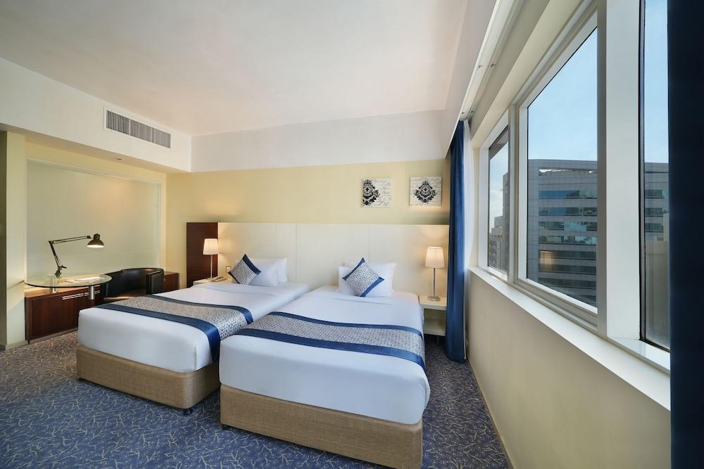 Kingsgate Hotel Abu Dhabi - Room