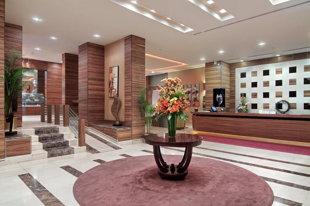 Hilton Garden Inn Riyadh Olaya - Reception