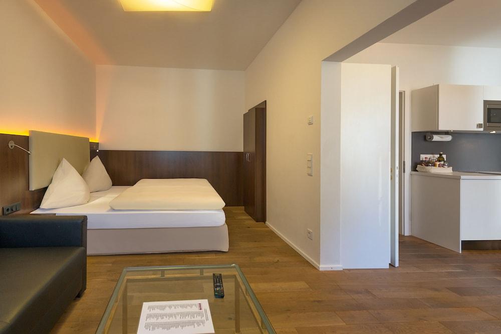 Hotel Deutsche Eiche - Room