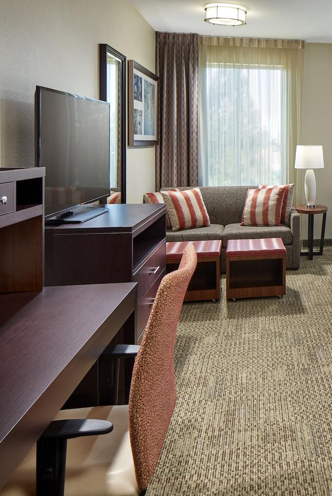 Staybridge Suites Anaheim At The Park, an IHG Hotel - Room