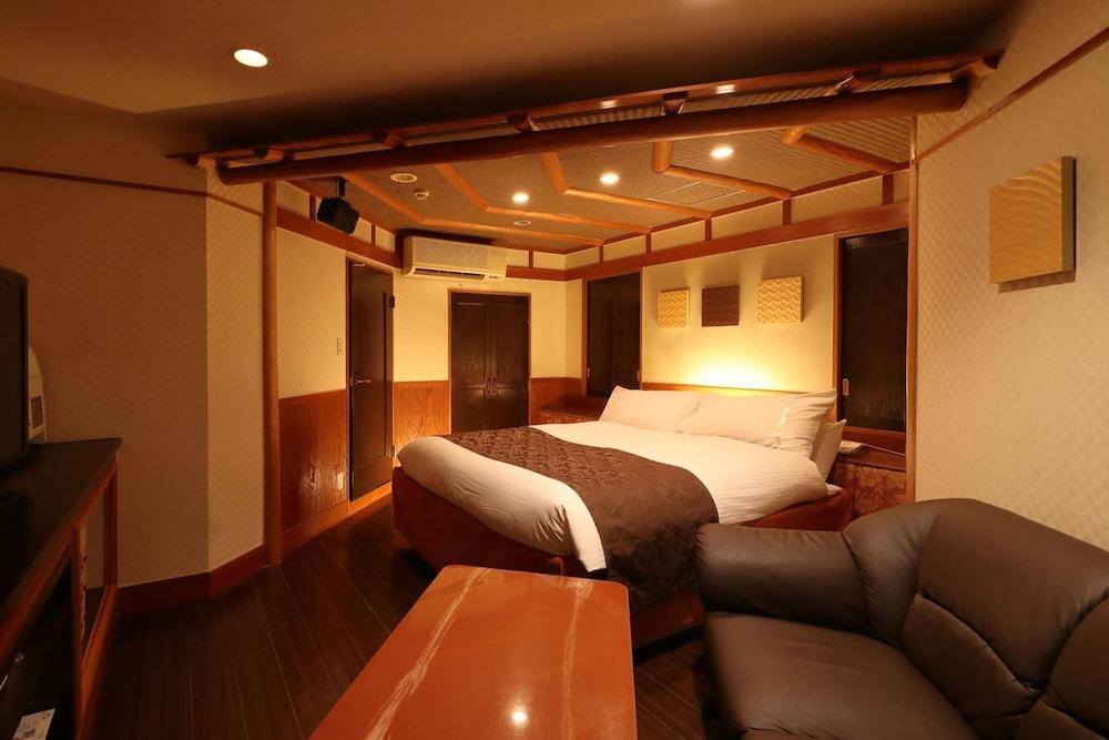 Hotel Fine Garden Okayama 1 - Room