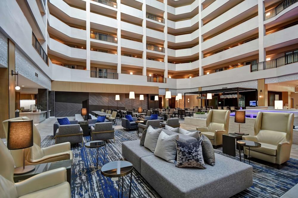 Embassy Suites by Hilton Raleigh Durham Research Triangle - Lobby